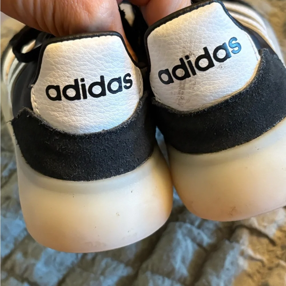 Adidas Kids Size 4 Black White Sneakers Leather Suede Gum Sole Youth Unisex (s8)